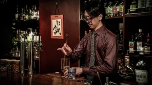 川口のバー「掌 TANAGOKORO」の店主 阿部